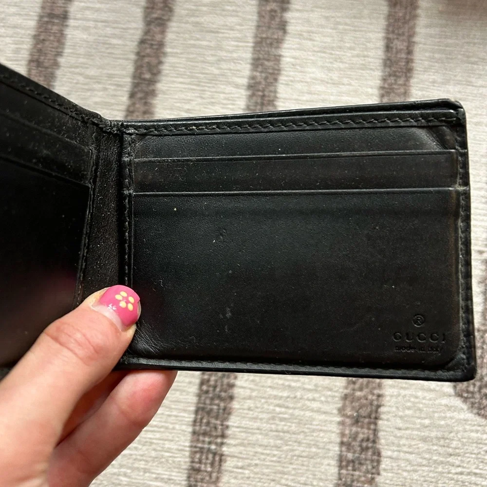 Gucci Supreme Bee-Print Calf Leather Wallet - Picture 2 of 3